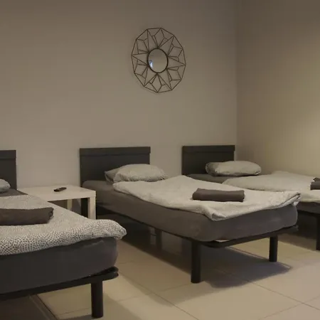 بيت شباب Mia Mia House *