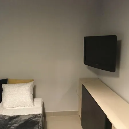 Hostel Mia Mia House *