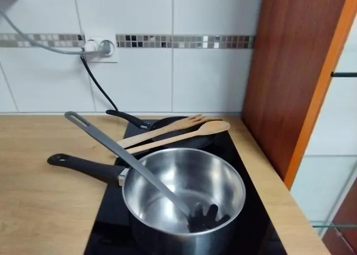 Mia Mia House Hostel *