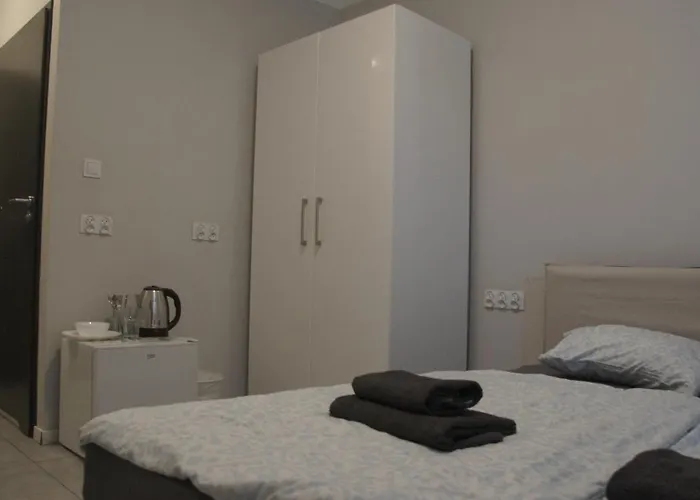 Mia Mia House Hostel *